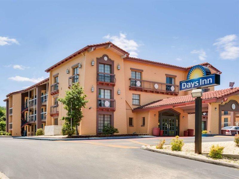 Days Inn By Wyndham Birmingham/West Exteriér fotografie