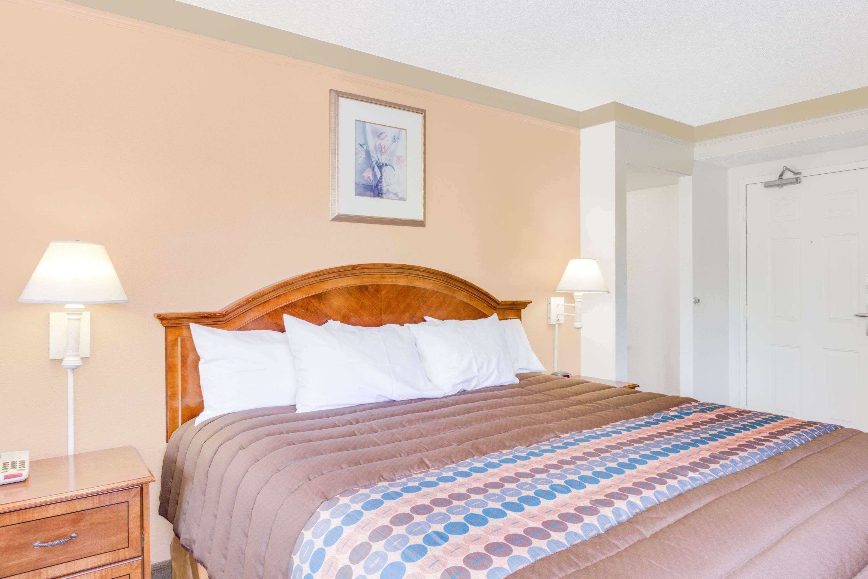Days Inn By Wyndham Birmingham/West Exteriér fotografie